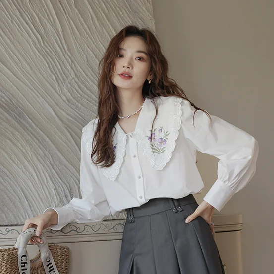 Kimotimo Embroidery Peter Pan Collar White Shirt Women 2024 New Sweet Loose Long Sleeve Tops French Elegant All Match Blouses