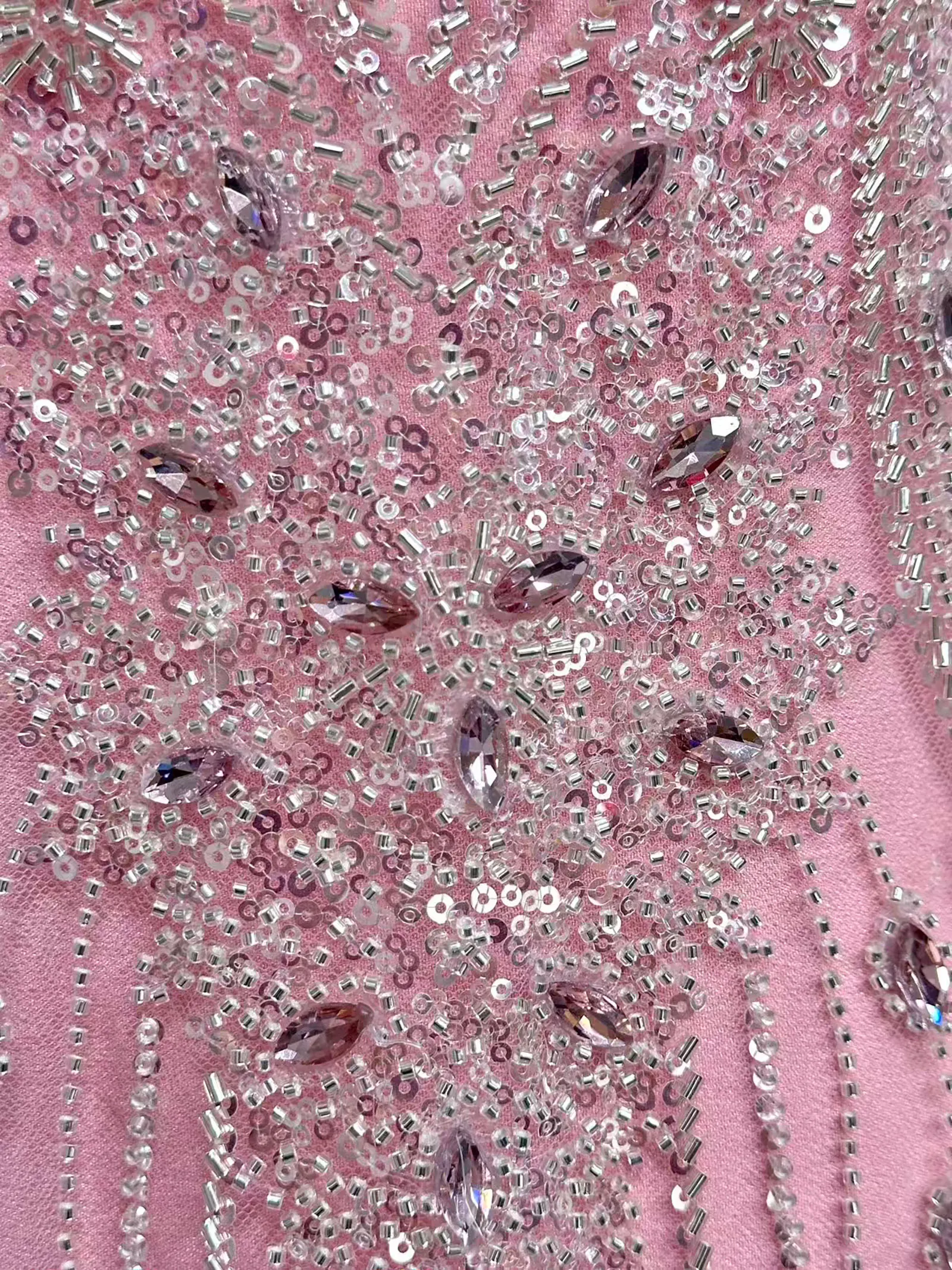 5 Yards rosa modischer nigerianischer Perlen-Stein-Tüll-Spitzenstoff, afrikanischer Pailletten-Netzstoff zum Nähen von Brautkleidern – Detail 8