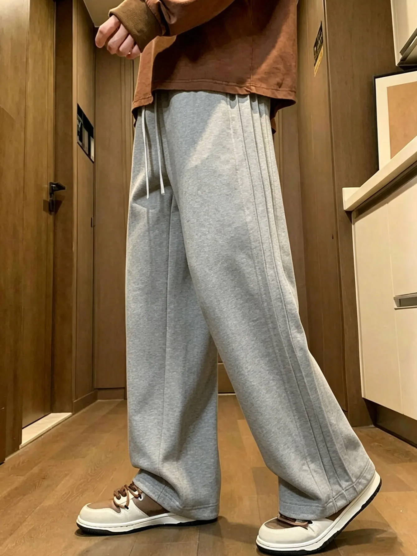 Men's Casual Pants, Loose Wide Leg Design, Elastic Waistband, Comfortable Daily Wear, Fashion Men's Clothing, Trendy and Stylish