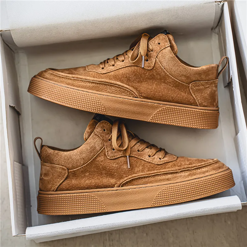 

Brand Retro Men Vulcanize Shoes Fashion Casual Flat Men Suede Sneakers Comfort Lace Up Mens Skateboard Sneakers tênis masculinos