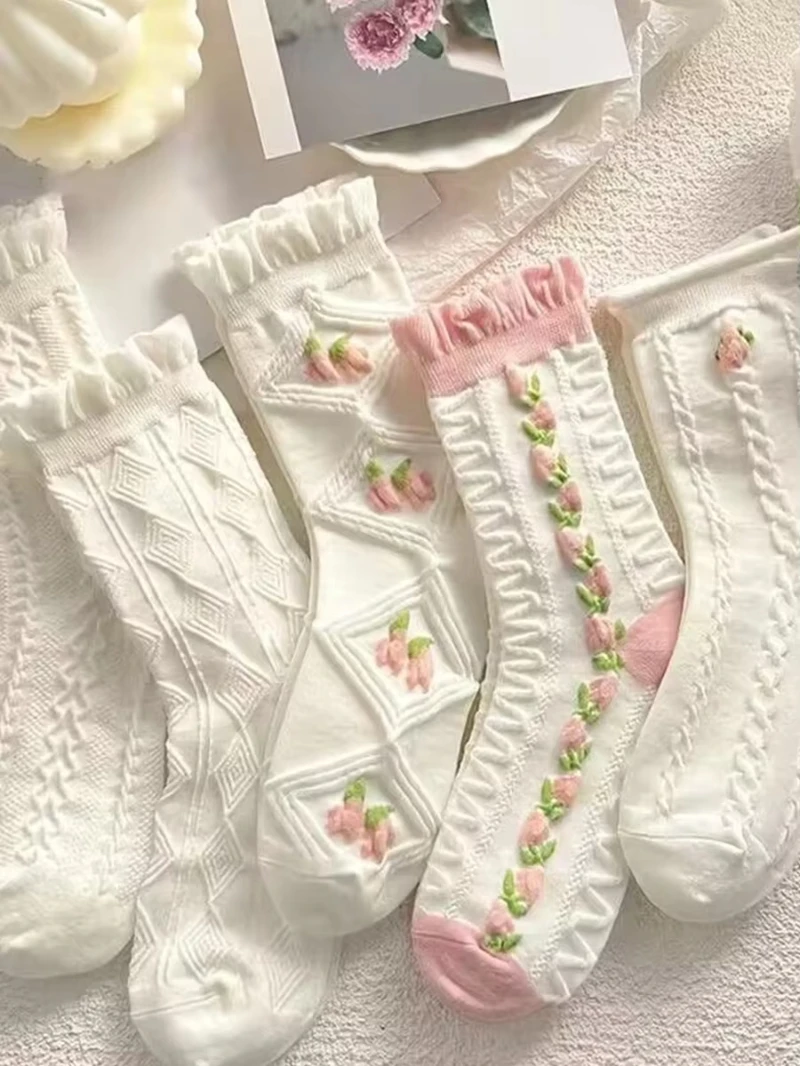 

Розовые и белые кружевные носки для женщин. Японские носки средней длины для девочек на весну и лето с тонким и высоким внешним видом.