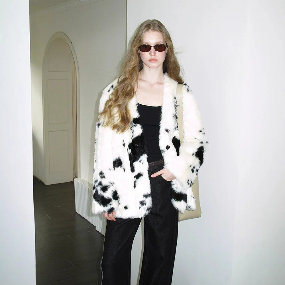 

New Print Short White V-neck Faux Fur Coats Faux Fox Furry Jackets Fluffy Single Button Plush Coat Warm Overcoat Leather and Fur
