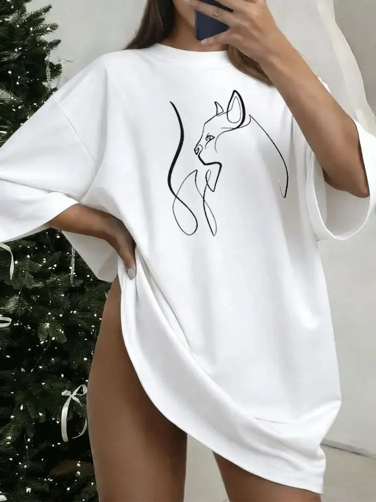 180g pure cotton T-shirts Plus-size women's , comfortable and soft with unique pattern design that is fashionable and trendy