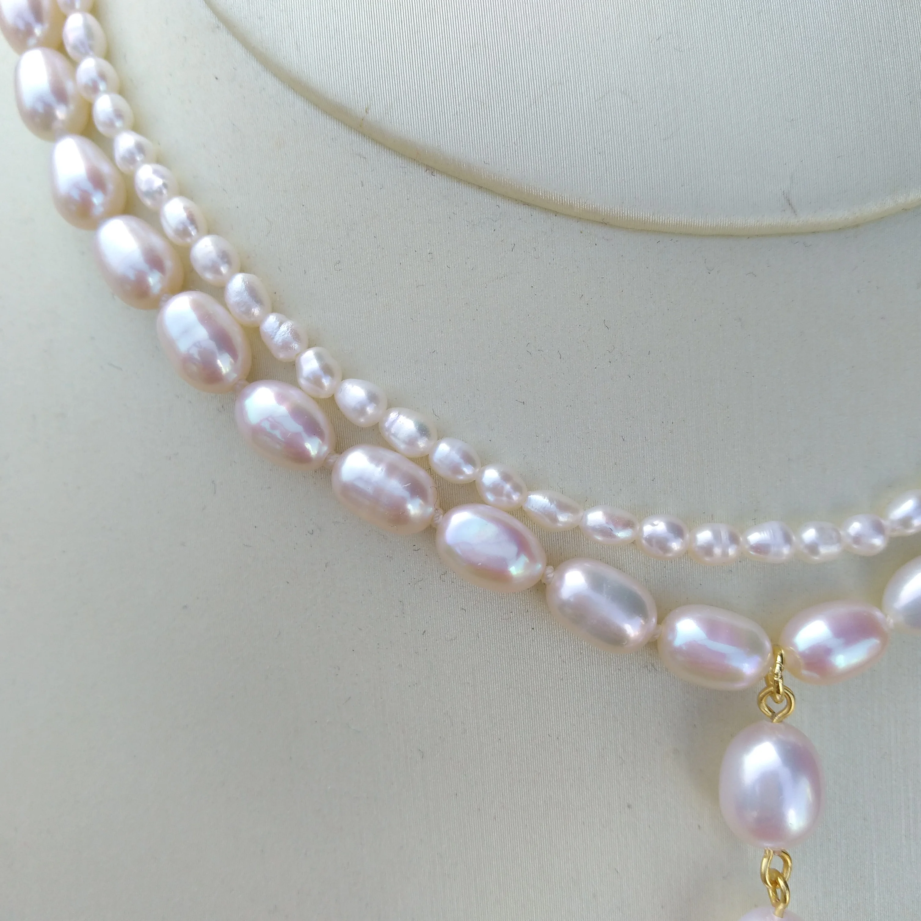 

Double Rows Natural AAA+ White South Sea Pearl Necklace +white pearl pendant