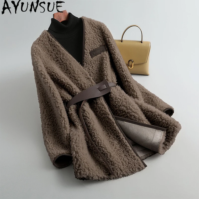 

AYUNSUE New Granular Sheep Shearing Jacket for Women Winter Autumn Mid-length 100% Wool Coat Fashion V-neck Fur Coats Abrigos