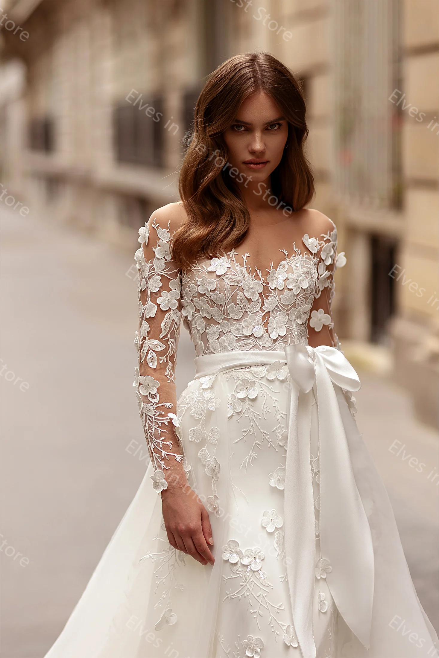 Vestidos De novia románticos con apliques De encaje, Vestidos De novia De cuello transparente con tren largo desmontable, tren De barrido Sexy