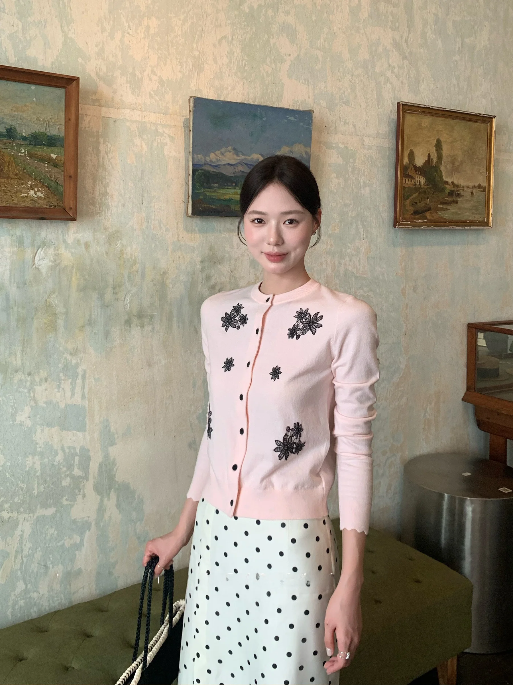 

Вязаный кардиган ручной работы в корейском стиле с кружевом и круглым вырезом, женский, весенний, повседневный, с длинными рукавами, DH, с крупным цветочным узором