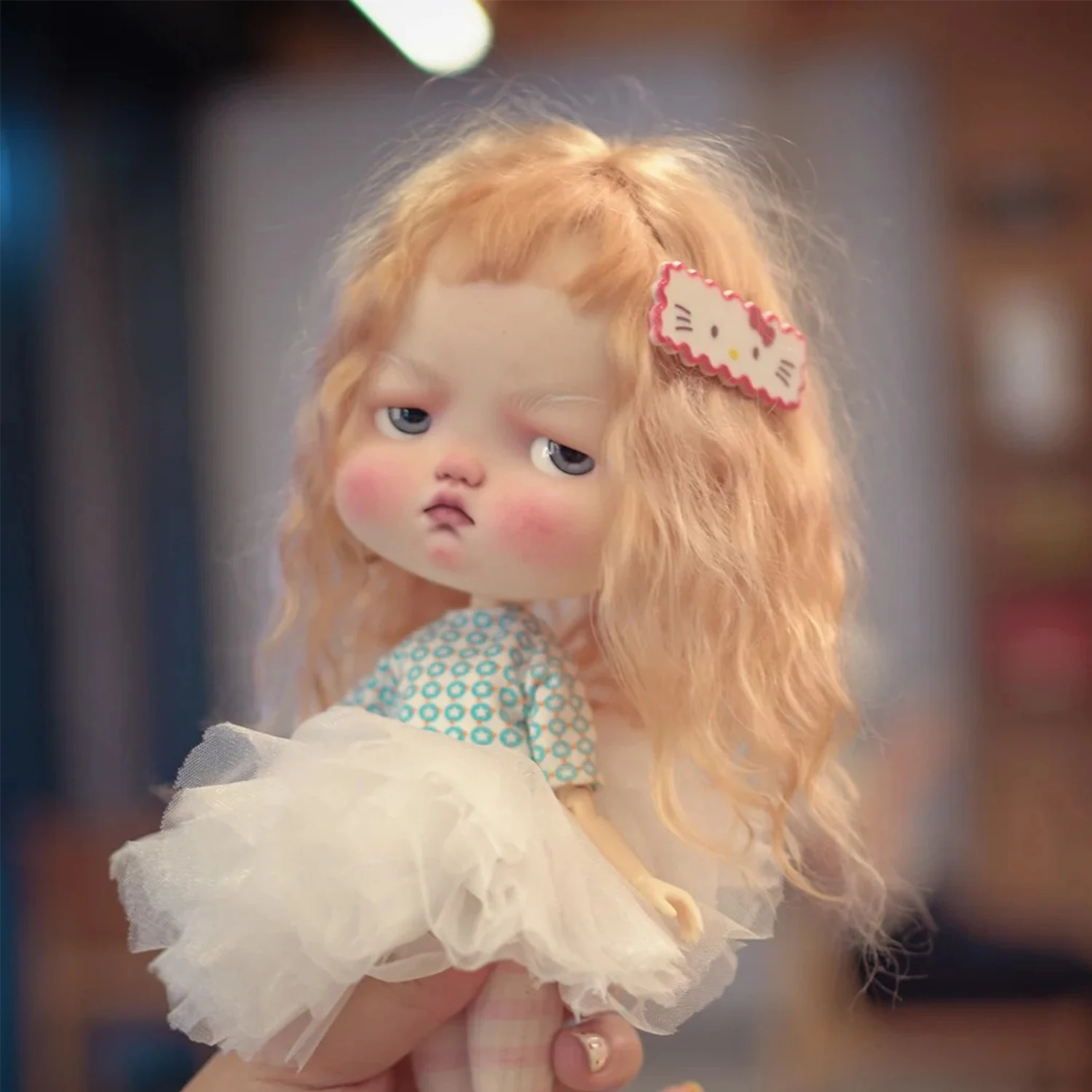 

Художественная кукла Luxixi 1/6 BJD — Pouty Chubby-Cheeked Tsundere Lady | Скульптура тела и головы без тканей из смолы