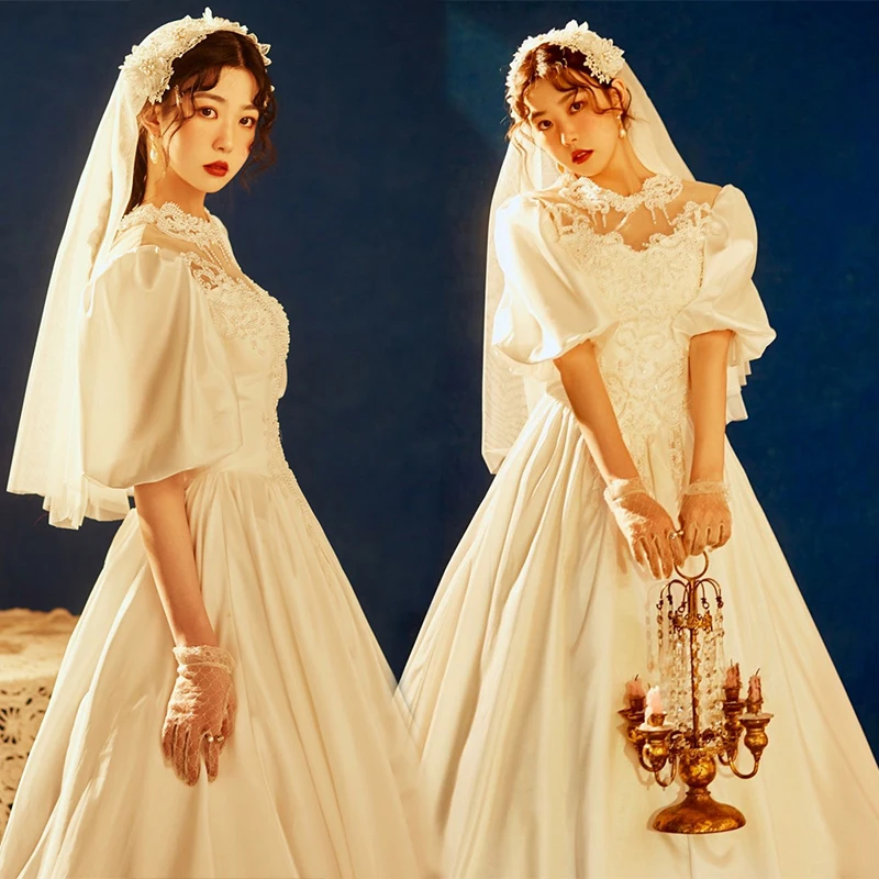 ชุดถ่ายภาพธีมเรโทรสำหรับสตูดิโอถ่ายภาพสตรี สไตล์ฮ่องกง สีขาว สำหรับงานแต่งงานแบบเรโทร