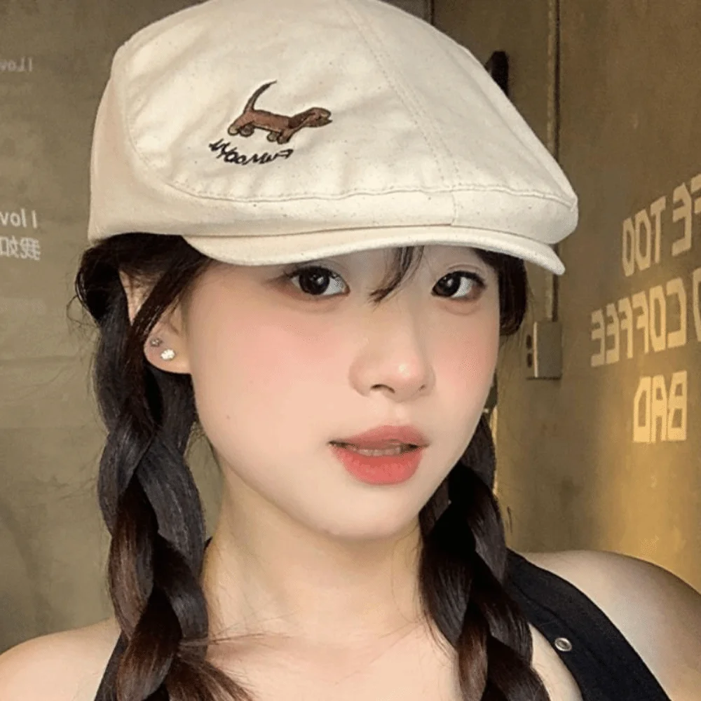 

Adjustable Japanese Style Cartoon Forward Hat Short Brim Sunscreen Painter Hat Visor Casual Artist Hat Unisex