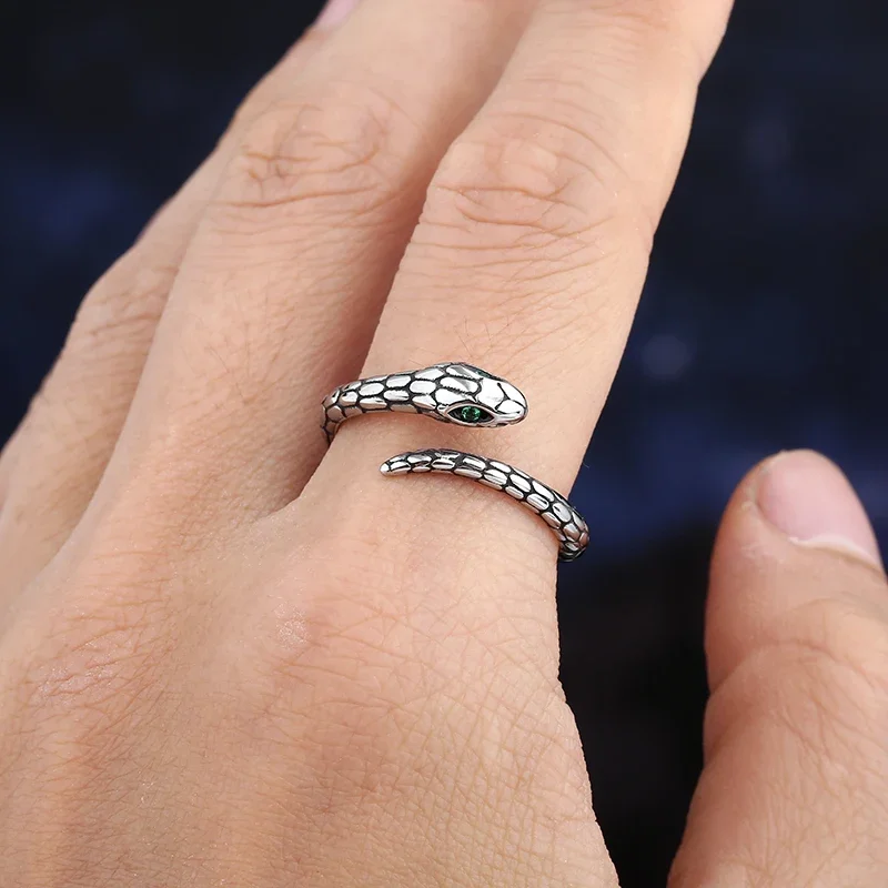 

Полированное кольцо со змеей из нержавеющей стали 316L для мужчин и женщин, ювелирное изделие с зеленым цирконием в форме животного, 2024