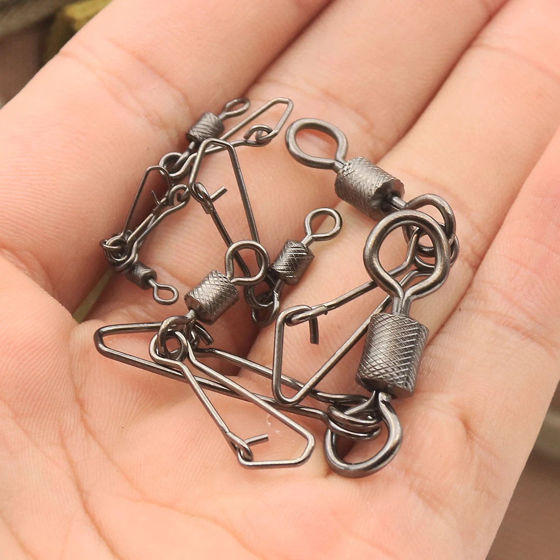 FishTrip 50Pcs Rolling Swivel Hooked Snap Fishing Swivel Snap with Carabiner Stainless Steel Fishing Connector