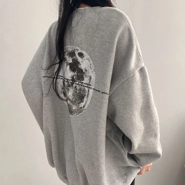 ผู้หญิงHoodiesผ้าฝ้ายHoodedเสื้อMoonพิมพ์ผู้หญิง 2025 ฤดูใบไม้ร่วงฤดูหนาวกราฟิกขนแกะPulloverเสื้อแขนยาว