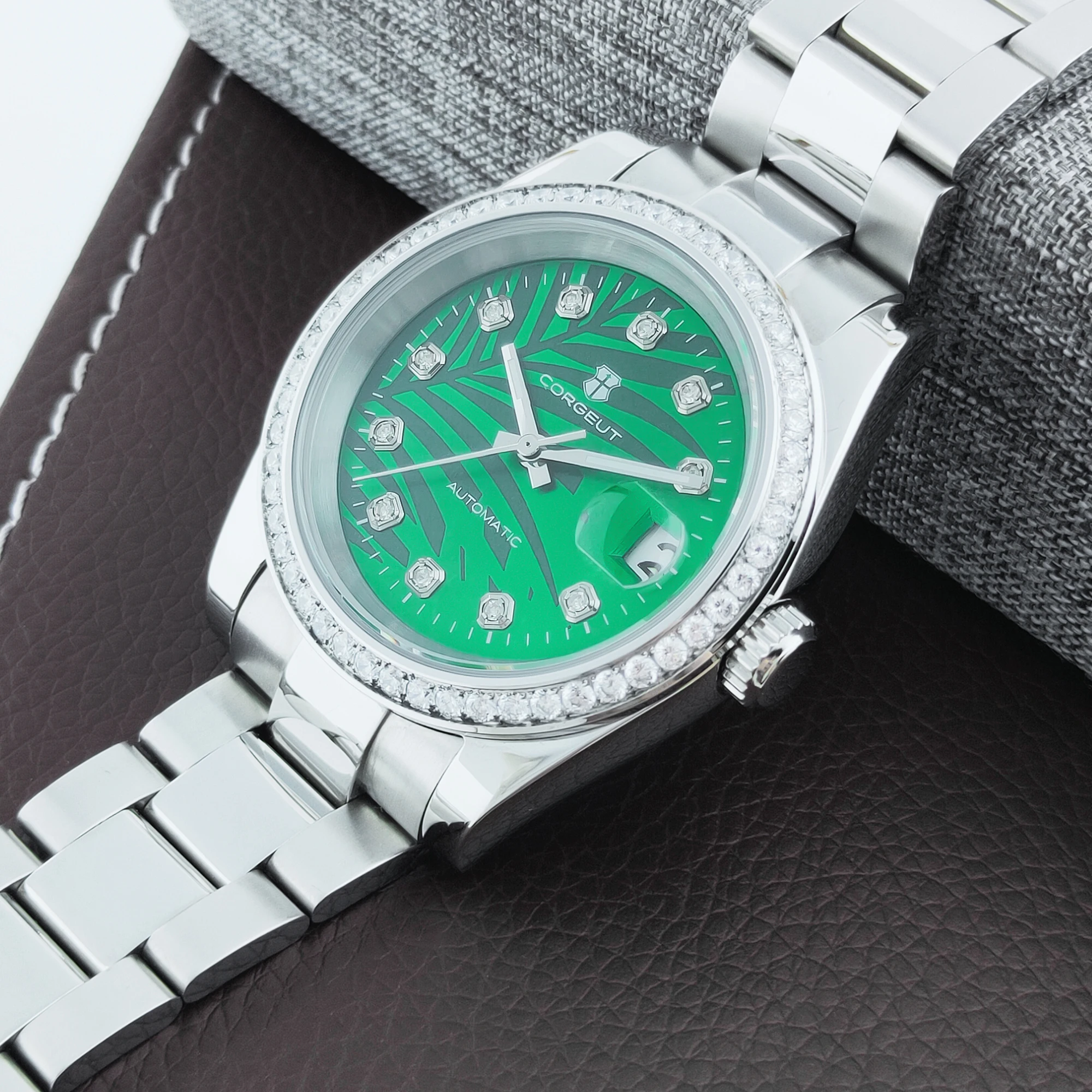 

Corgeut 36mm/39mm Men's Clock Automatic Gold Relogio Masculino NH35 Mechanical SapphireDiamond Studded Bezel Steel Band Men's Wa