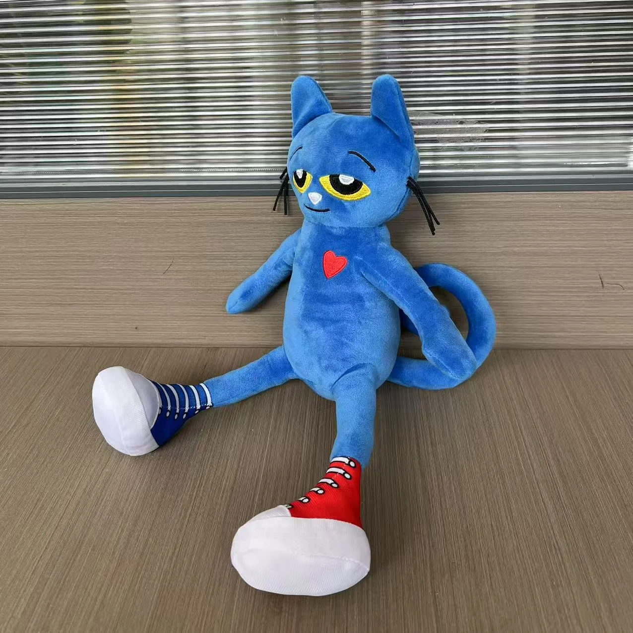 لعبة Pete The Cat القطيفة الجديدة ذات المظهر الجيد، هدايا عيد ميلاد الأطفال وهدايا العطلات، لعبة ديكور الغرفة من القطيفة