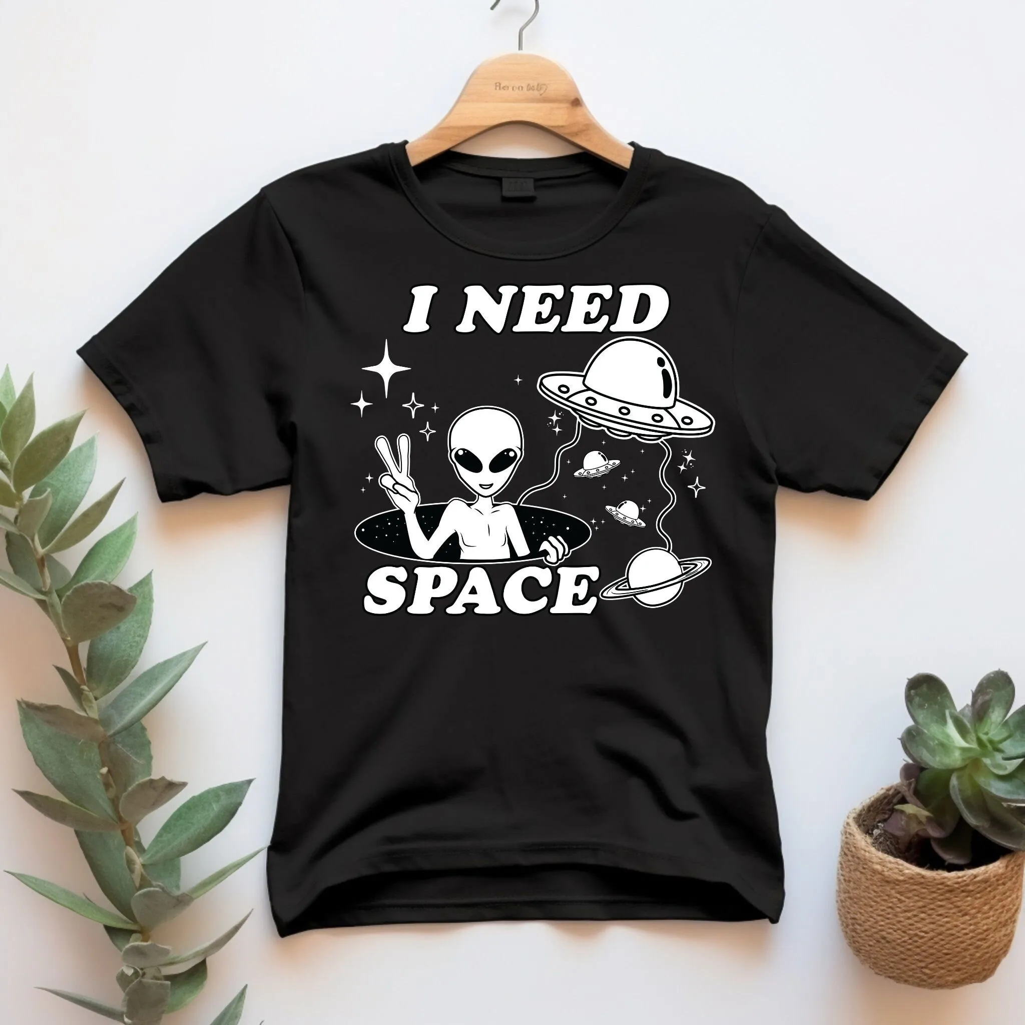 

I Need Space Alient T Shirt Funny Alien Retro UFO Saying Vintage