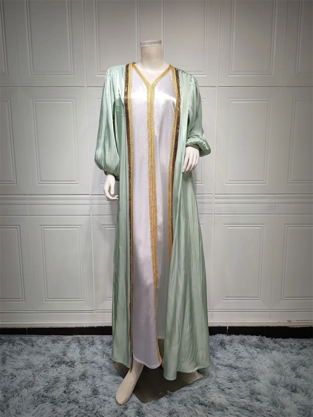 Maroko Kaftan mewah 2024 Satin sutra elegan lengan lentera 3pcs gaun berlian Abaya Muslim set Ramadan gaun untuk wanita