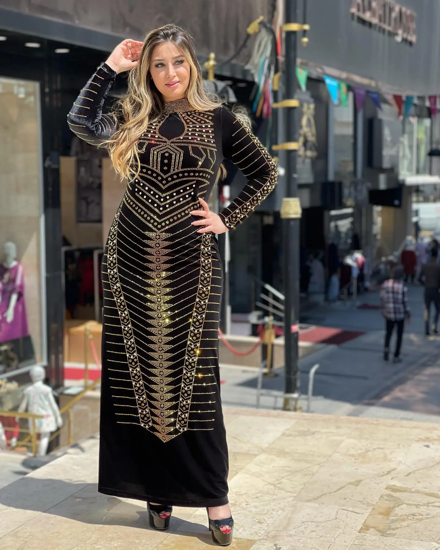 Muslim Euramerican Africa Beautiful Women\'s Dress Noble Temperament Dress Fashionable Diamond Robe Kaftans For Women