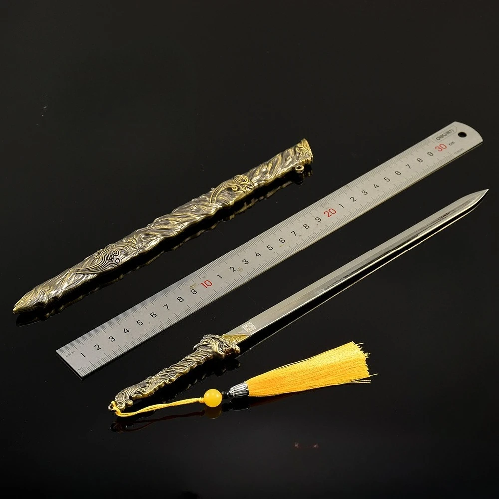 Arma fría antigua china de 30 CM, espada Tian Di Xuna Huang, modelo artesanal de Metal, adornos de escritorio coleccionables, regalos creativos, juguete para niño