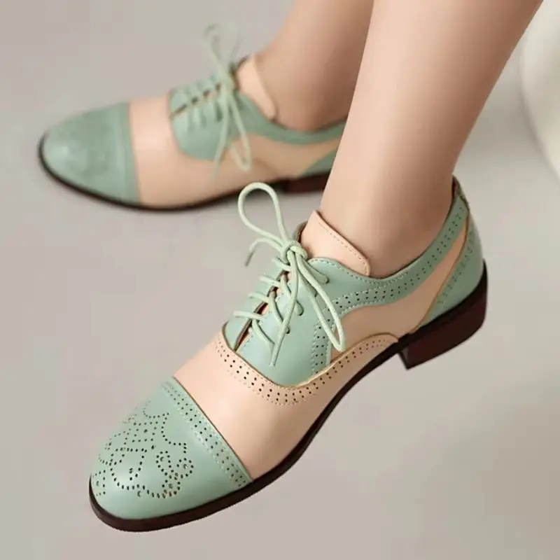 

Women's Low Heels Loafers Shoes 2026 Spring Fashion Patchwork Short Heeled Party Walking Footwear Oxfords Shoes Female Pumps