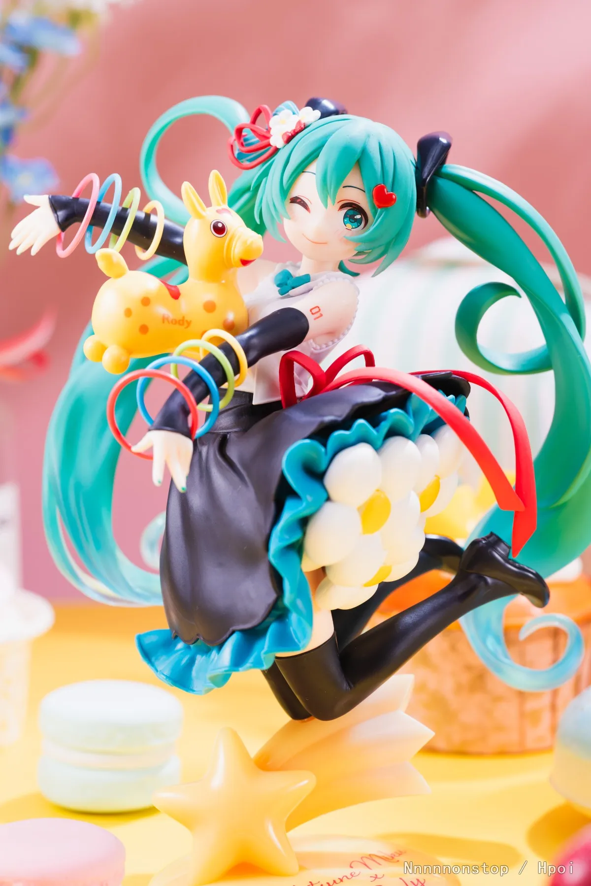 19 ซม.BANDAI Hatsune Miku รูป Co-branded Rody Piapro ตัวละครศิลปิน Master ชิ้นฉากของเล่นตุ๊กตารูป Action PVC