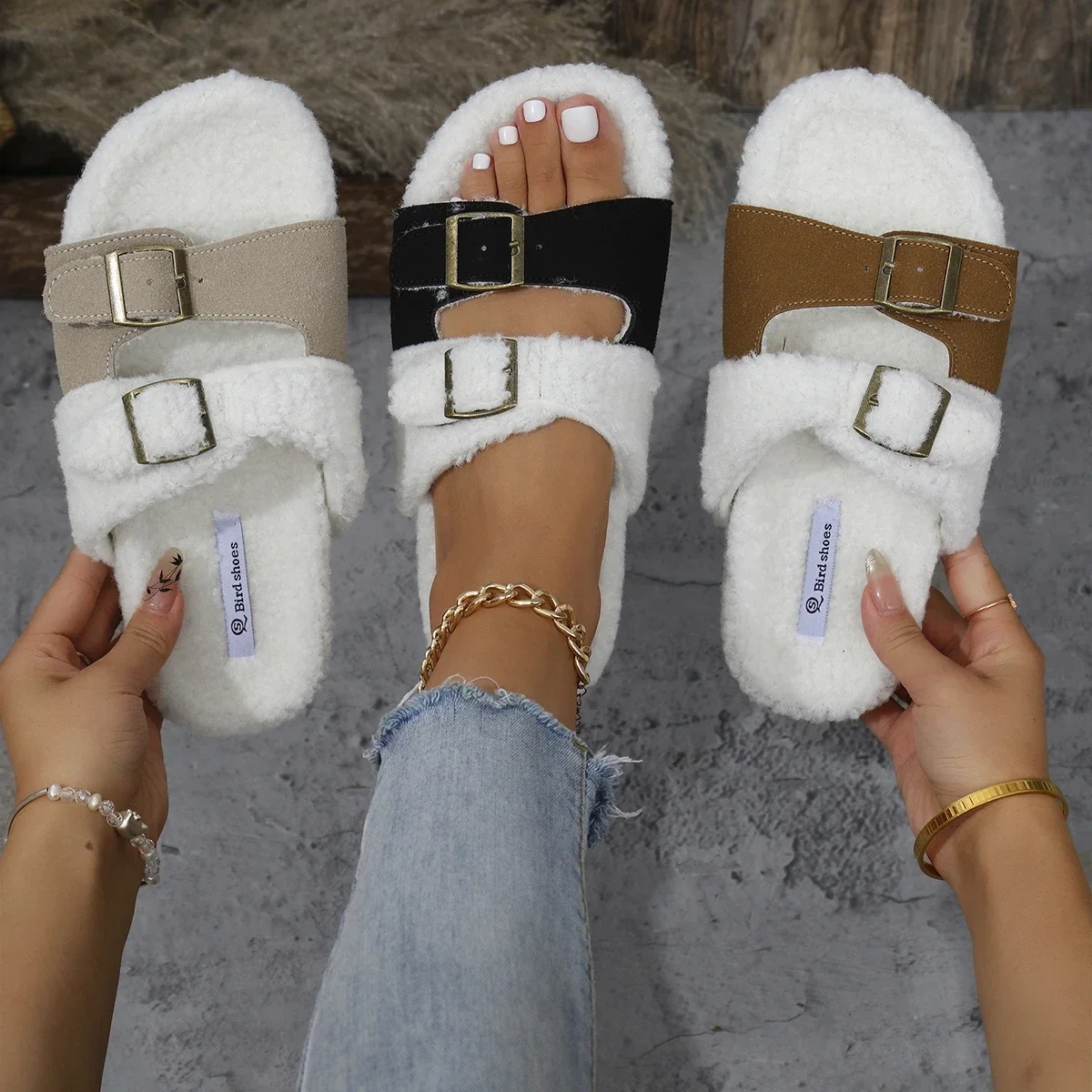 Vrouwen Flats Slippers Winter Mode Warme Verdikte Pluis Comfortabele Slip-on Slippers Vrouwen Casual Comfortabele Zachte Slides Vrouwen