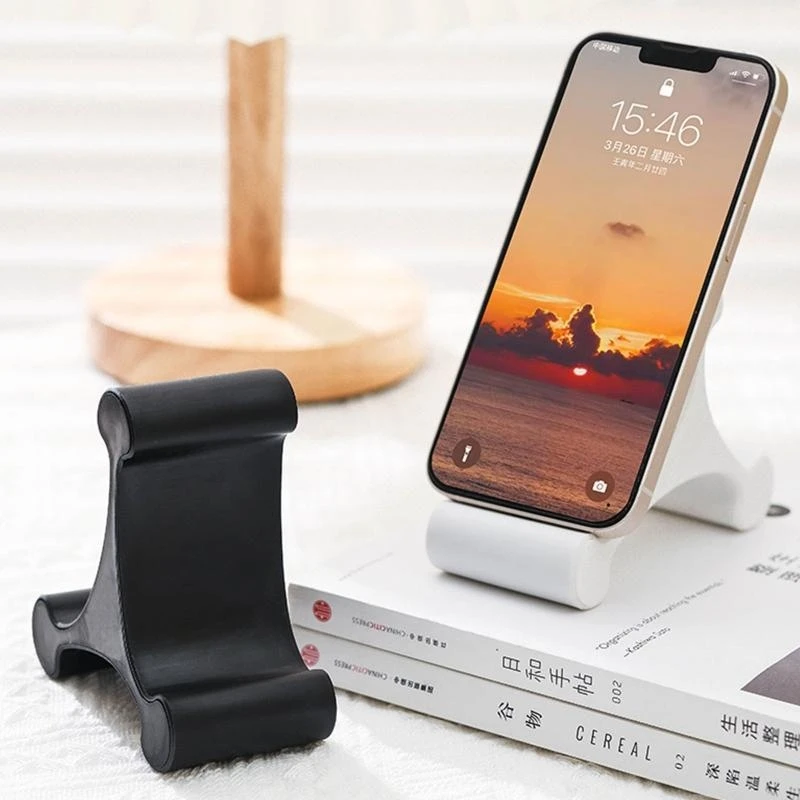 62ka สมาร์ทโฟนสามเหลี่ยมที่ถือ anti แท็บเล็ต/โทรศัพท์มือถือขาตั้งหลายมุมตัวยึดสากลสำหรับอุปกรณ์ภายใต้ 12.9