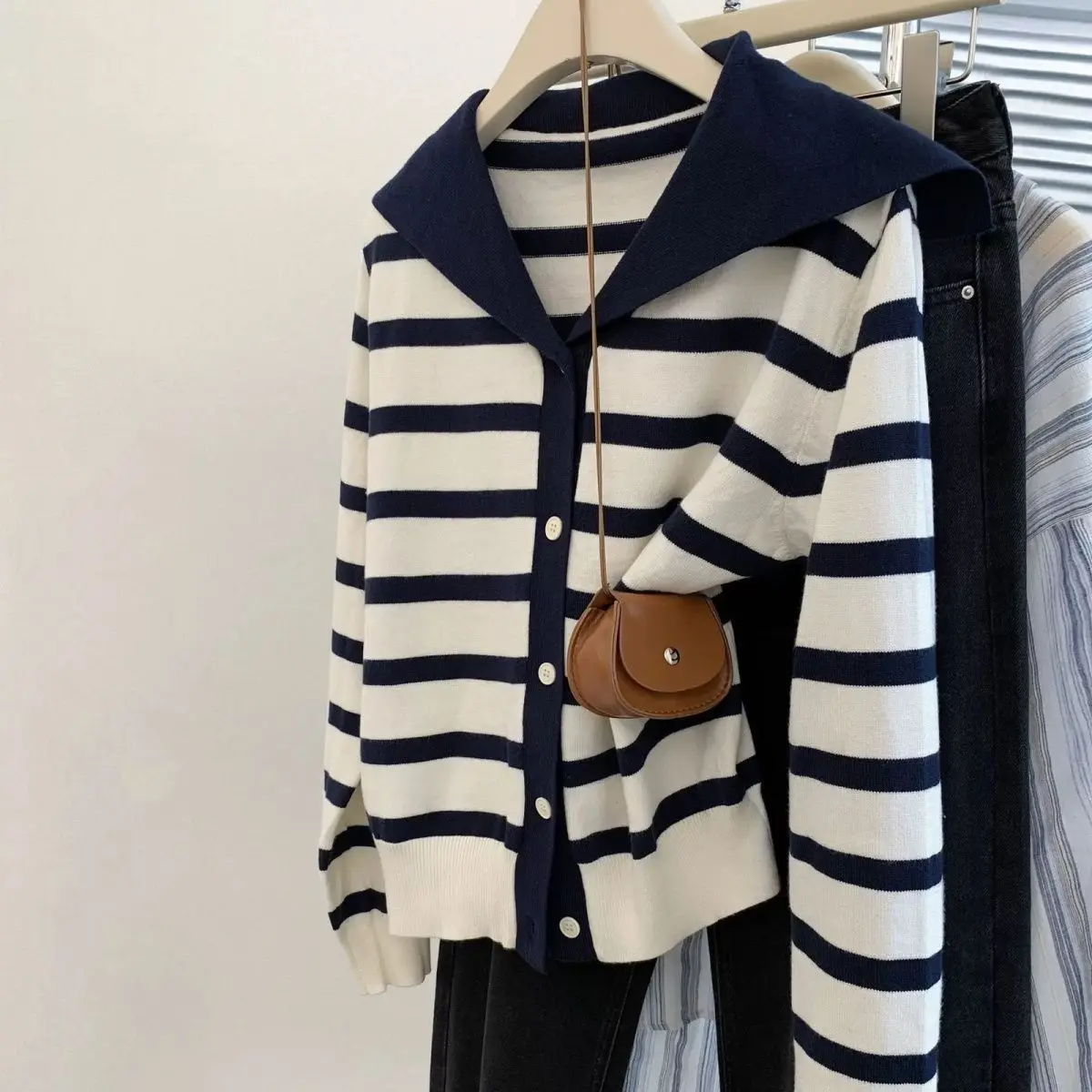 

Women's Short Knitted Open Cardigan Striped Autumn Winter Fashion Outerwear Top Quality Chinese Production 2026 New Style