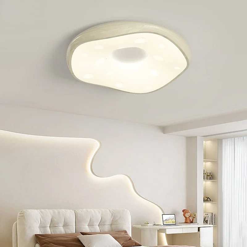 Full spectrum eye protection room light modern simplicity personality creative cream wind study light master bedroom light
