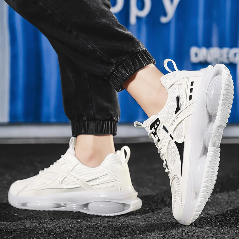 

New Spring and Summer Breathable Outdoor Running Shoe for Men's Casual Sports Shoes with Color-blocked Round Toe Tie