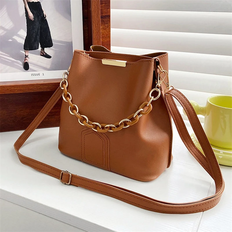 Retro Elegant Female Chain Tote Bucket Bag Women Chain Pu Leather Portable Handbag Travel Fashion Simple Shoulder Messenger Bag