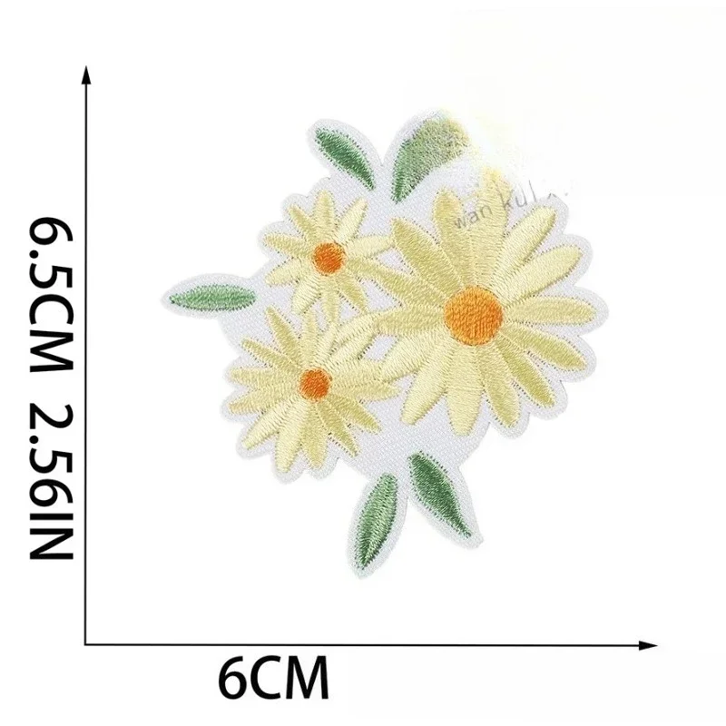 مجموعة ملصقات قماش مطرزة بالزهور الجديدة، ملصق رقعة تزيين الملابس، ملصق تطريز نقل الحرارة على شكل أقحوان كرتوني