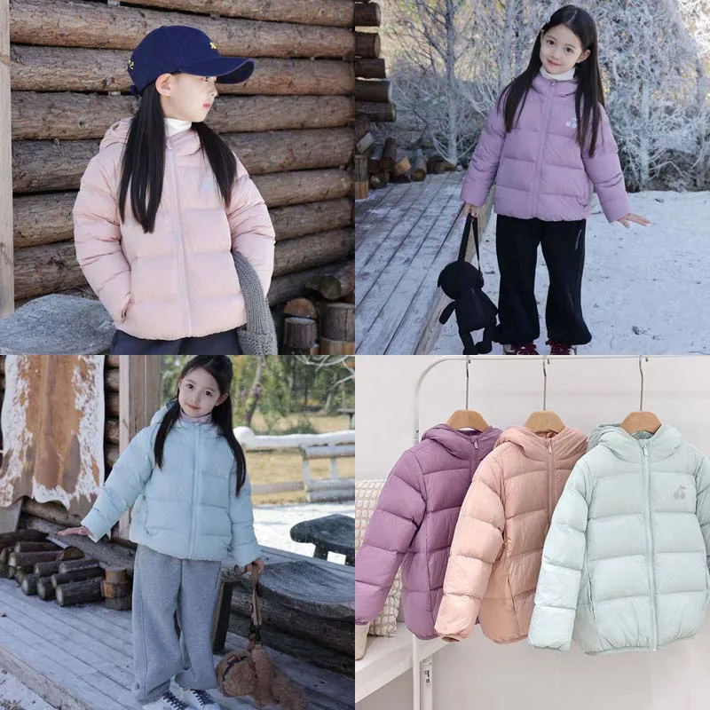 

Детская легкая мягкая куртка с капюшоном на белом утином пуху для девочек 2025 года, теплая пуховая однотонная верхняя одежда для девочек, пальто на пуху и парки