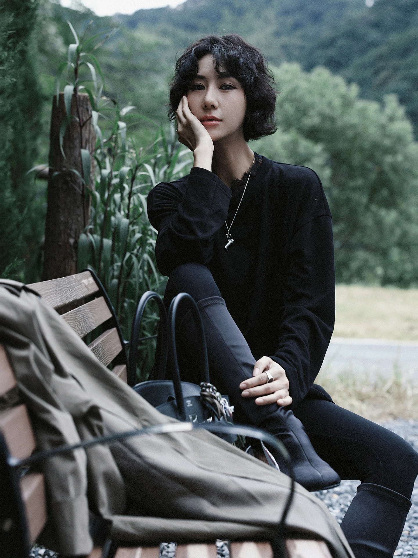 

Женская свободная повседневная футболка-база из хлопковой смеси с кружевными вставками, весна 2026, корейский стиль, однотонная