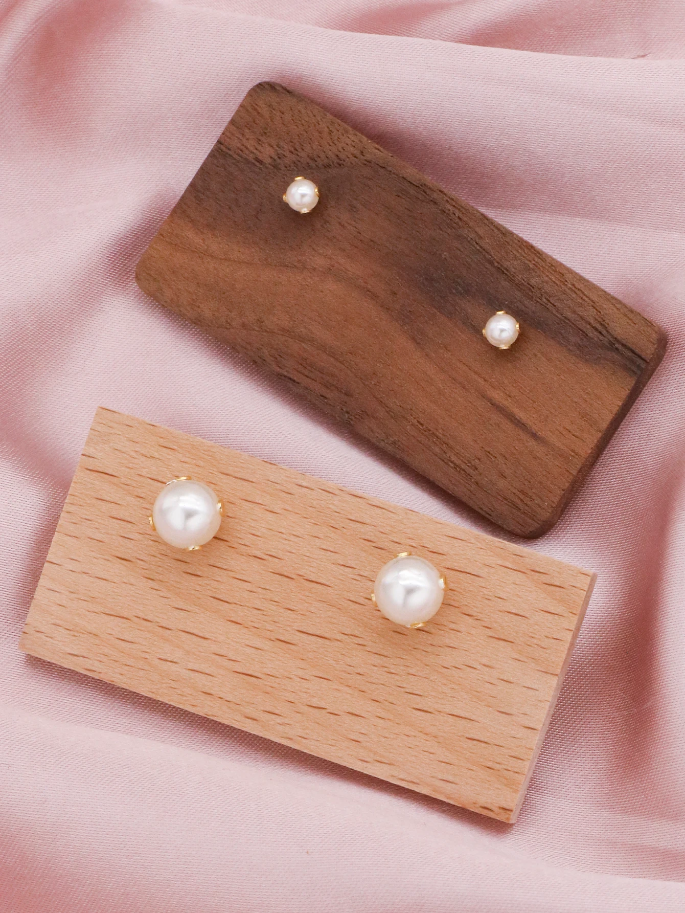 1pair/2pcs French Romantic Pearl Imitation Earrings Grand And Luxury Small And Popular Design Women\'s Fashion Accessories