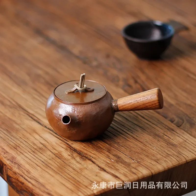 Retro Kung Fu Tea Set Pure Handmade Copper Teapot with Side Handle Traditional Chinese Gongfu Brewing Pot for Home Office Use