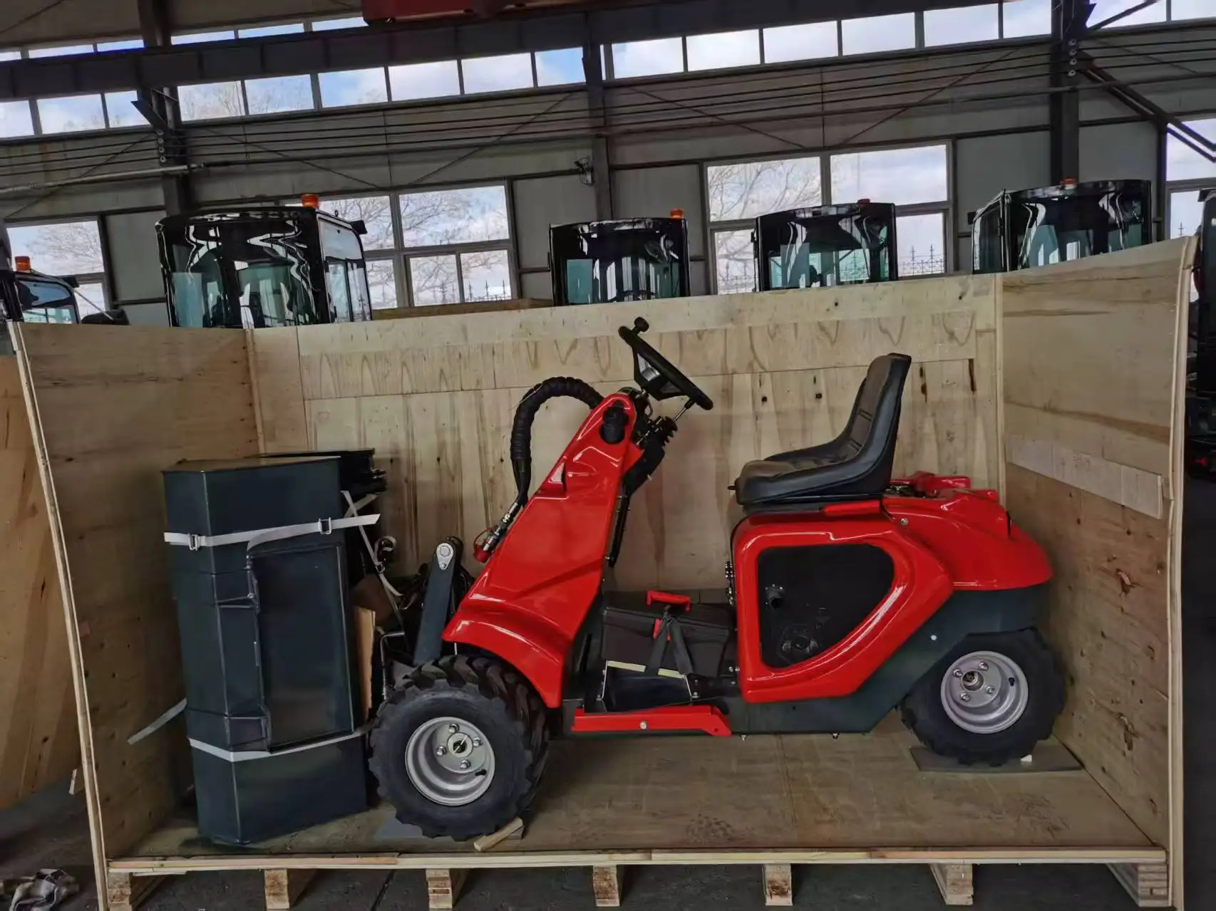 

Mini three wheel skid steer loader suitable for livestock construction and farms certified EUR5