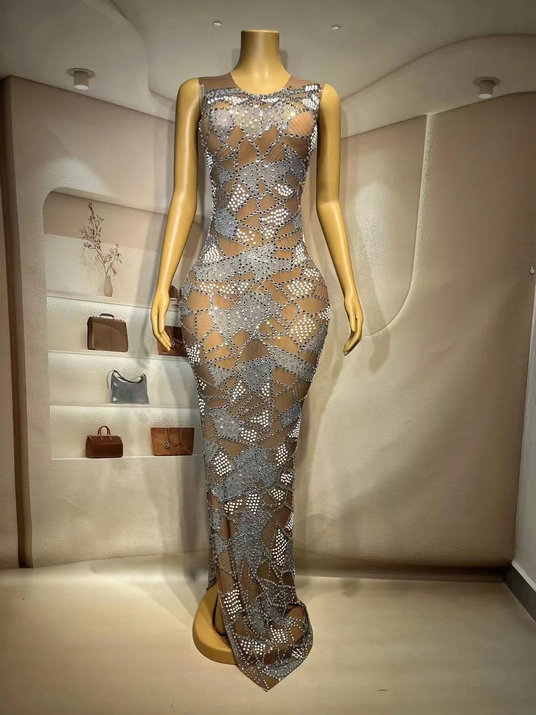 ผู้หญิง Shining Silver สีขาว Rhinestones รถไฟยาวชุดราตรีวันเกิดงานแต่งงานฉลองชุดเซ็กซี่ยืดถ่ายภาพ Gowns