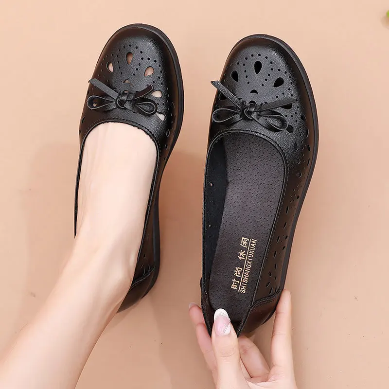 Comemore New Summer Soft Bottom Leather Shoes Elderly Flat  Hollow Breathable Women\'s Sandals Sneakers for Women Footwear Woman