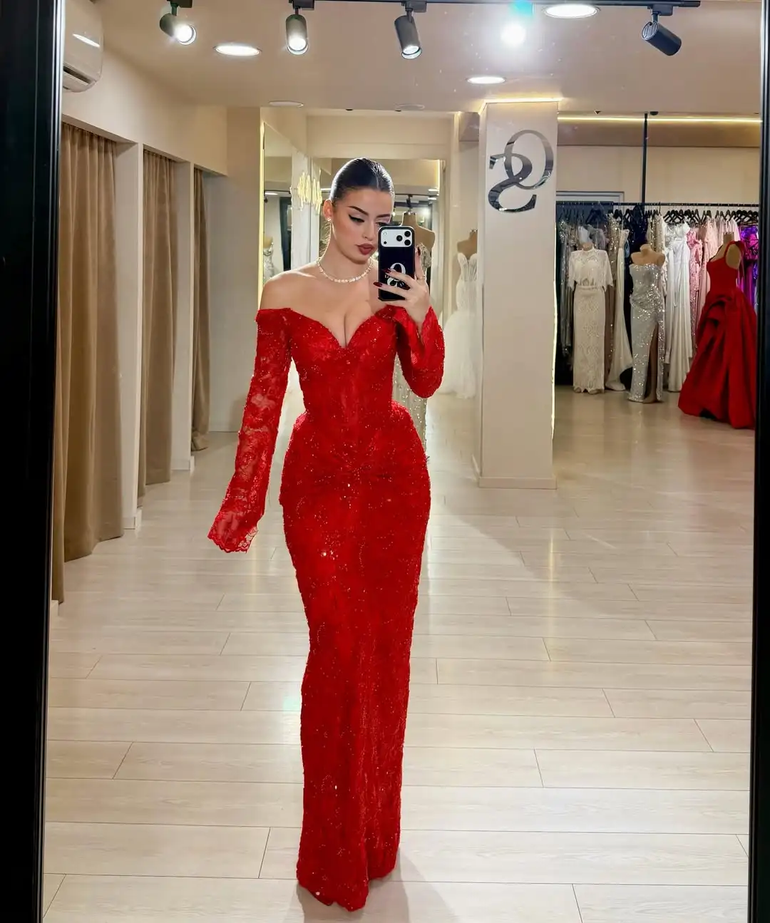 فستان سهرة مكشكش من الدانتيل المطرز باللون الأحمر من Ofherown بدون أكتاف وأكمام طويلة فساتين حفلات عميقة على شكل حرف V دبي فساتين سهرة #4