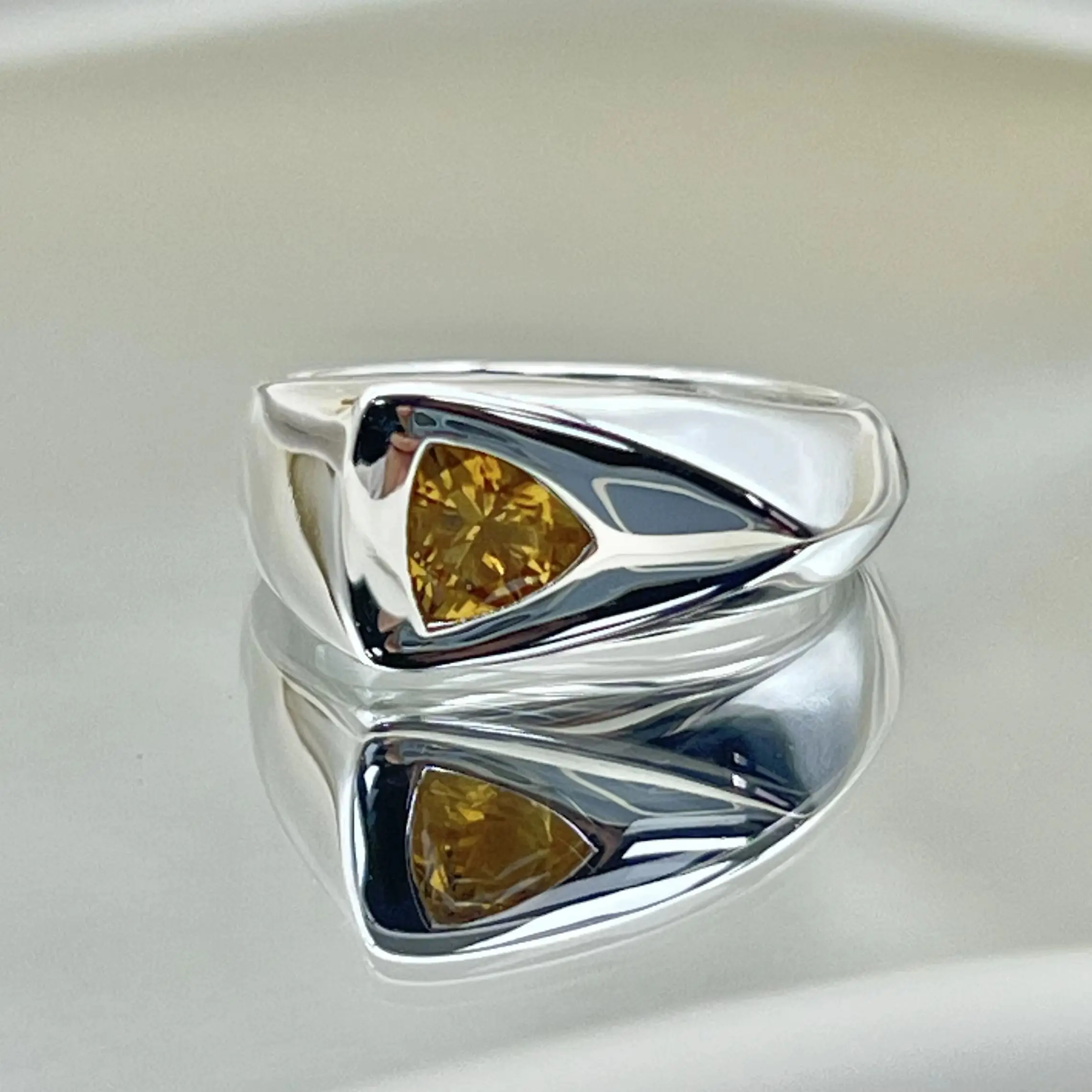 

S925 Silver Triangular Natural Gemstone Ring, Unisex Style, Simple and Stylish