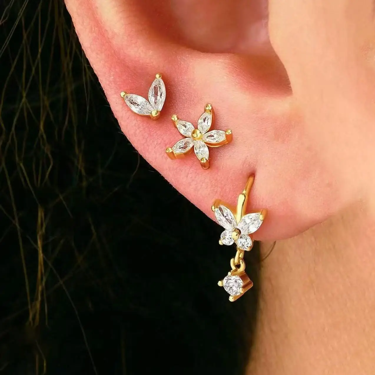 18K pozłacane kolczyki koła ze stali nierdzewnej motyl cyrkonia Helix Tragus Piercing zestaw kolczyków biżuteria walentynkowa 3 sztuk