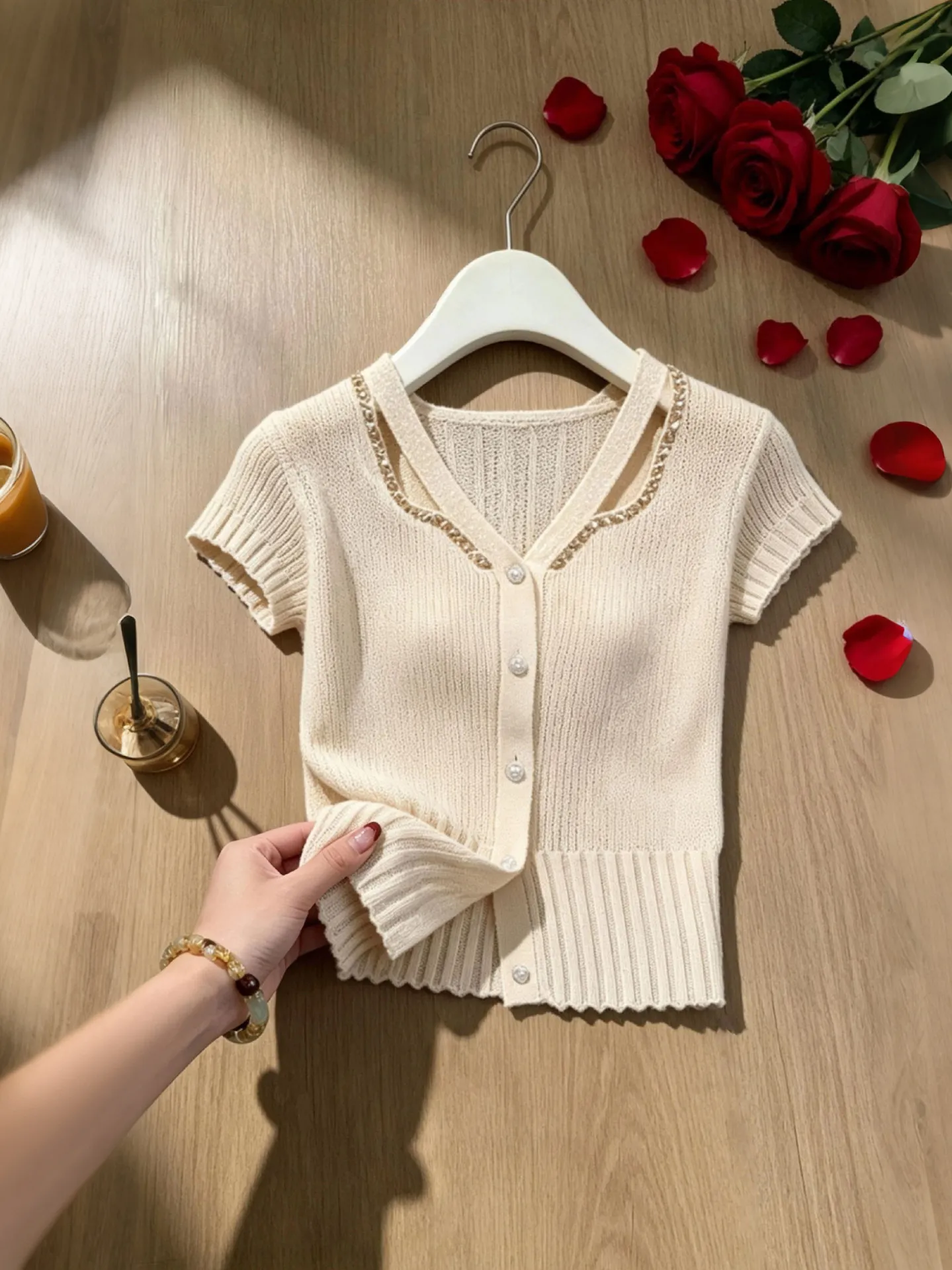

Ladies Summer Trendy Short Sleeve Soft Style Waist Cinched Versatile Short Cardigan Top Korean Style Standard Fit Pure Color