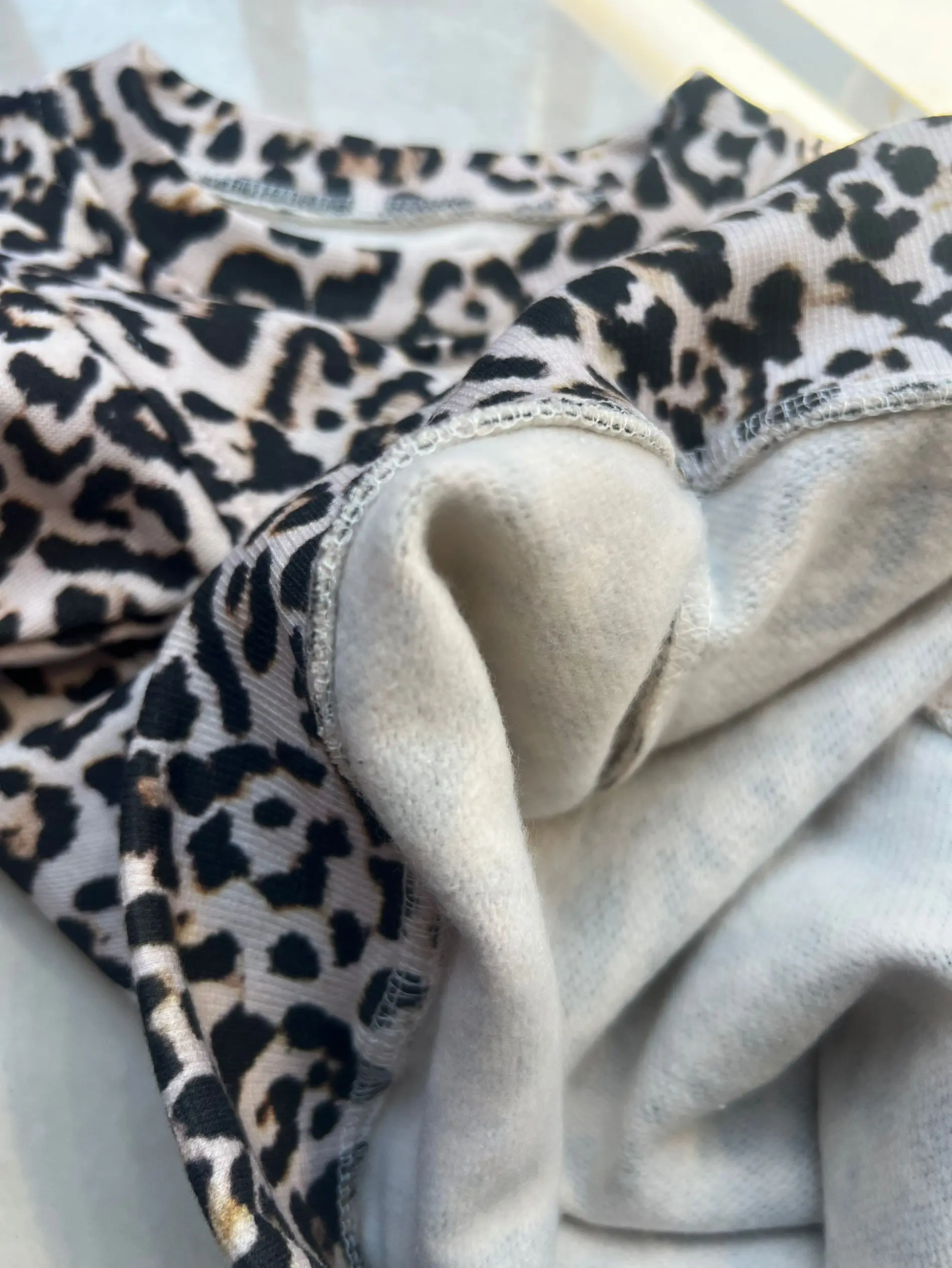 Рисунок 5 - Детские толстовки aw25