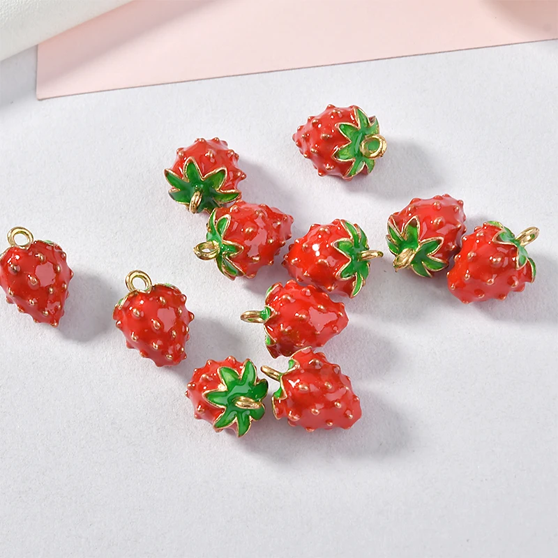Alloy Drop Oil Three-dimensional Small Strawberry Pendant DIY Bracelet Earrings Decorative Pendant Material Accessories 2pcs