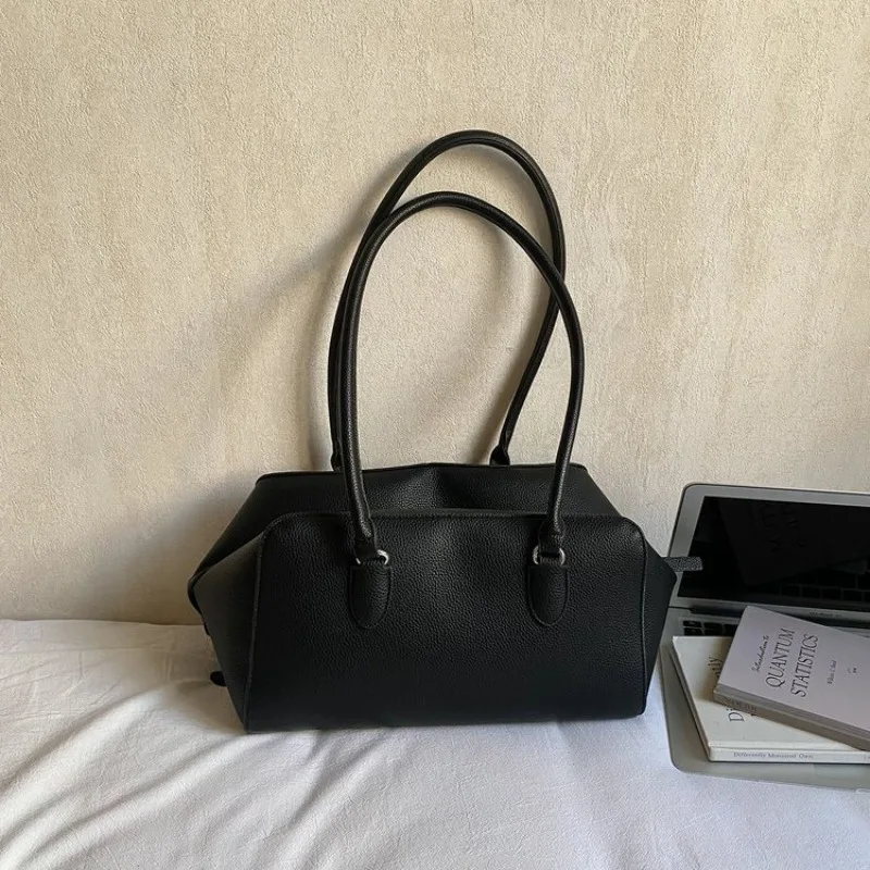 清潔感のあるモダンな外観のレザーハンドバッグ-クラシックなパリ風高級ヴィンテージクラフト-カジュアルなクロスボディトートバッグ-シンプルでエレガントな現代的なデザイン