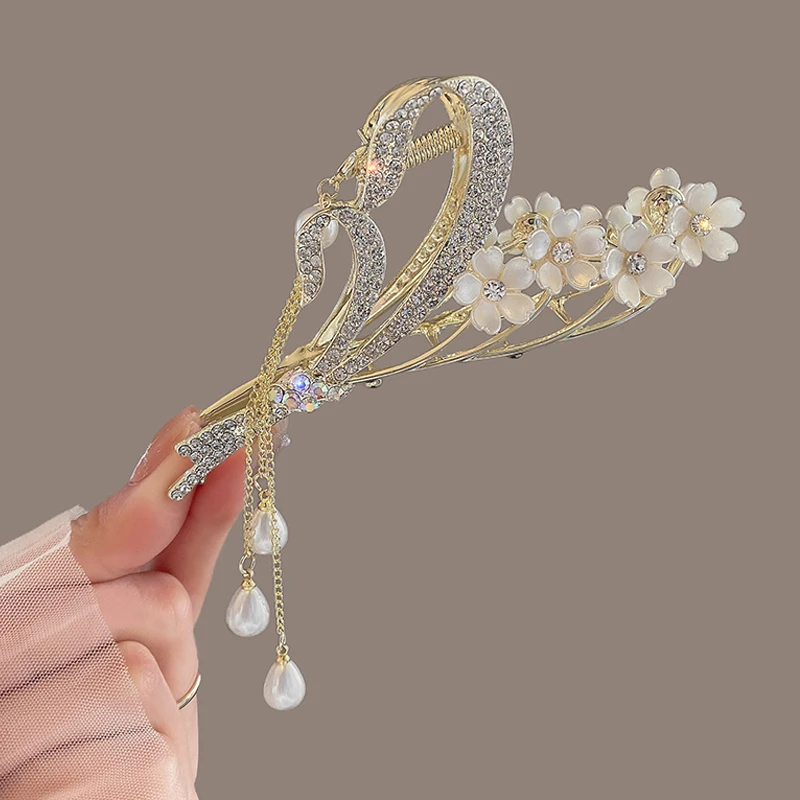 VANIKA-Pinzas para el pelo con diamantes de imitación para mujer, pinza para el pelo con borla de mariposa y flor, tocado, accesorios para el