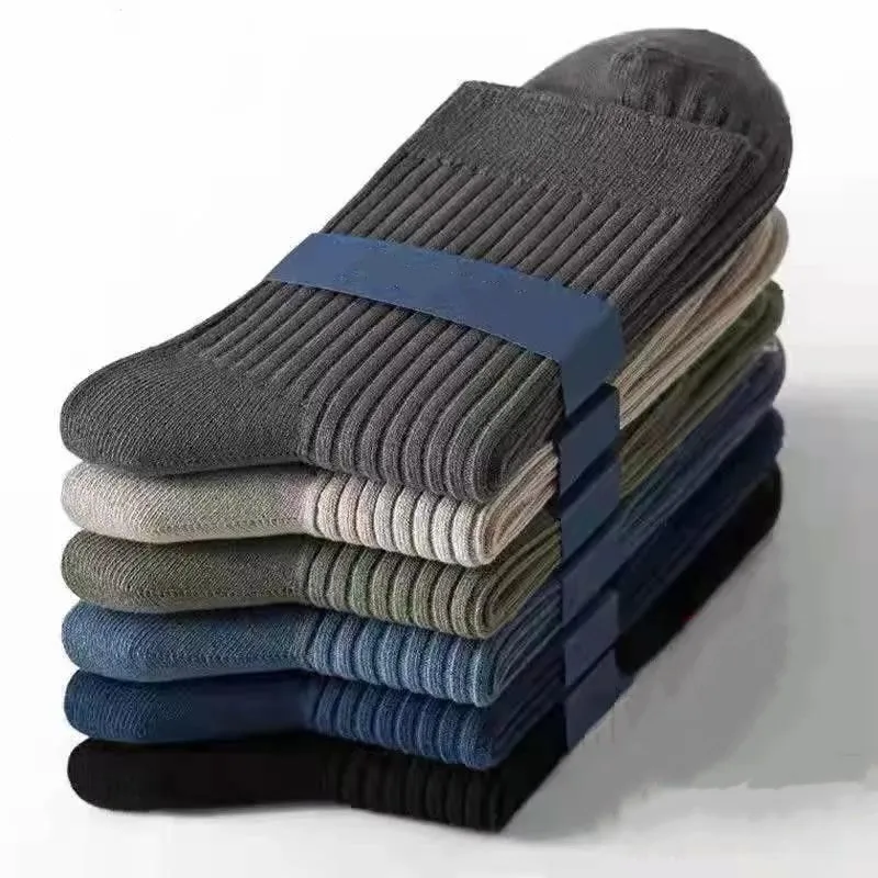 5 Pairs of MEN'S Mid-calf Socks Cotton Socks for All Seasons, Solid Colour and Versatile