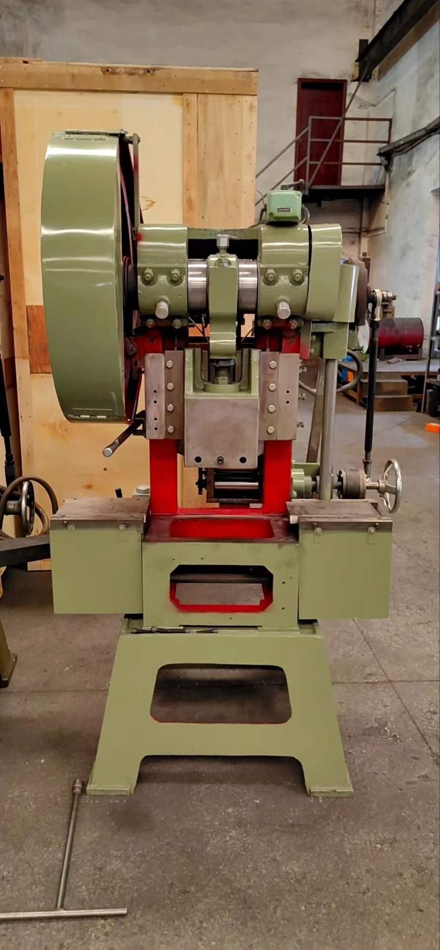 OEM Automatic Jeans Button Making Machine Metal Denim Button Attaching Machine Industrial Clothing Rivet Setting Tool
