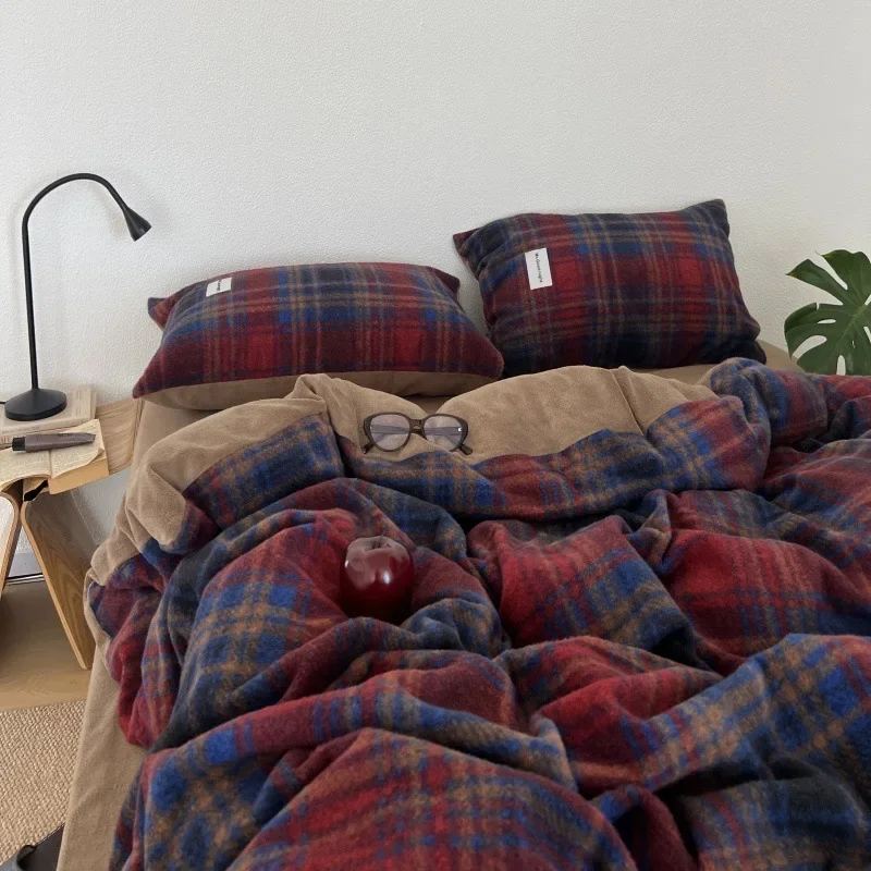 Retro Autumn and Winter Warm Bed Set Plaid Printed Faux Cashmere Skin-Friendly Bedding Set Thickened Soft Bedroom Decoration